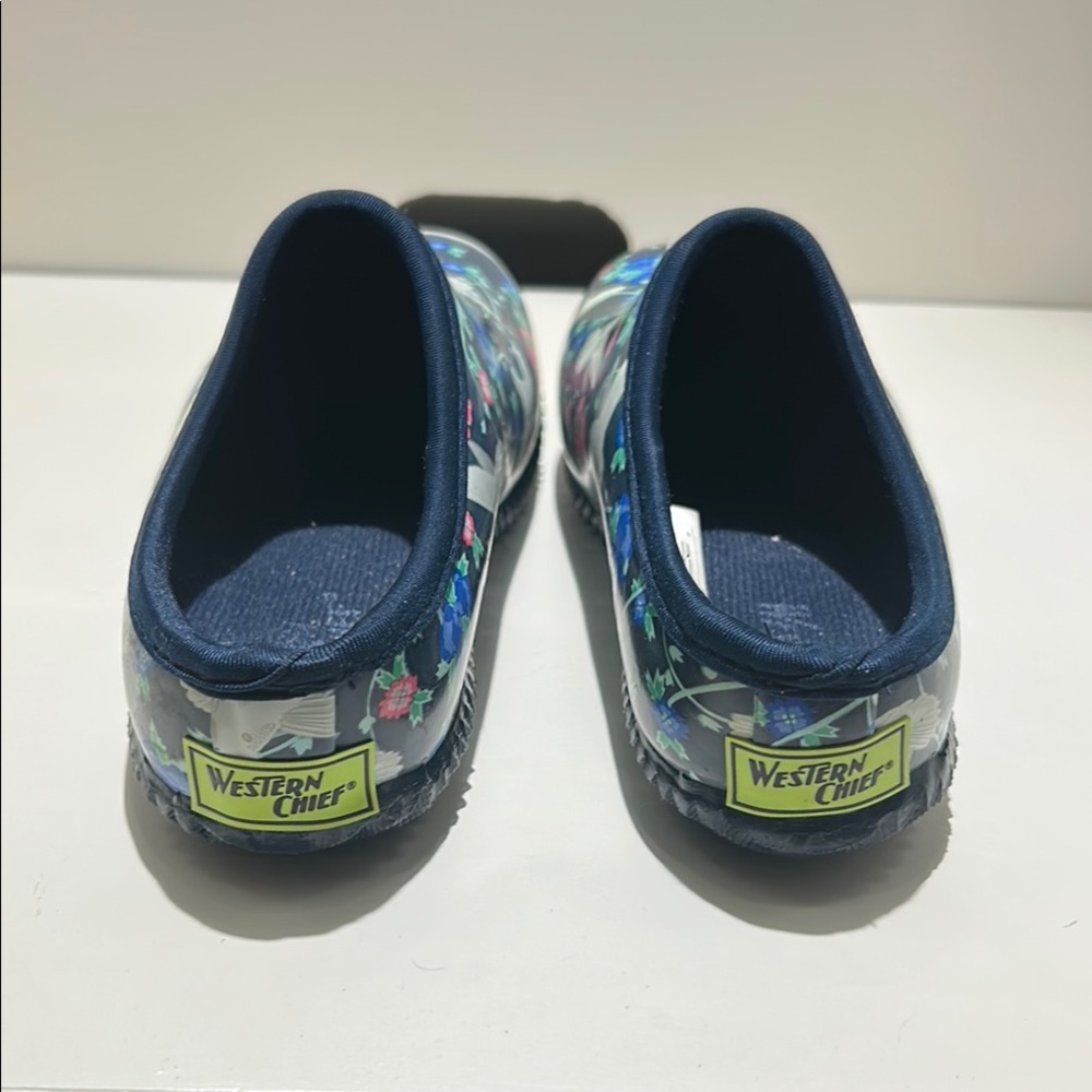 Western Chief Blue and Pink Winter & Rain Boots Floral Design - Picture 4 of 6